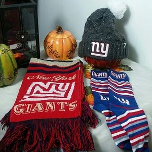 NY Giants Fan Gear- Beanie, Scarf & Socks